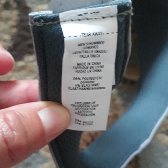 4x*Host Pick* Under Armour HeatGear visor - Picture 7 of 9